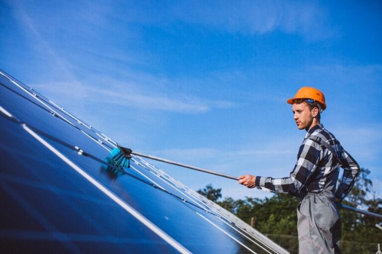 Solar Panel Cleaning NJ : A Quick Guide